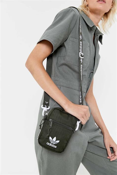 Amazon.com: adidas Originals Festival .